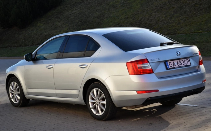 Skoda Octavia cena 34999 przebieg: 275000, rok produkcji 2014 z Gdańsk małe 781